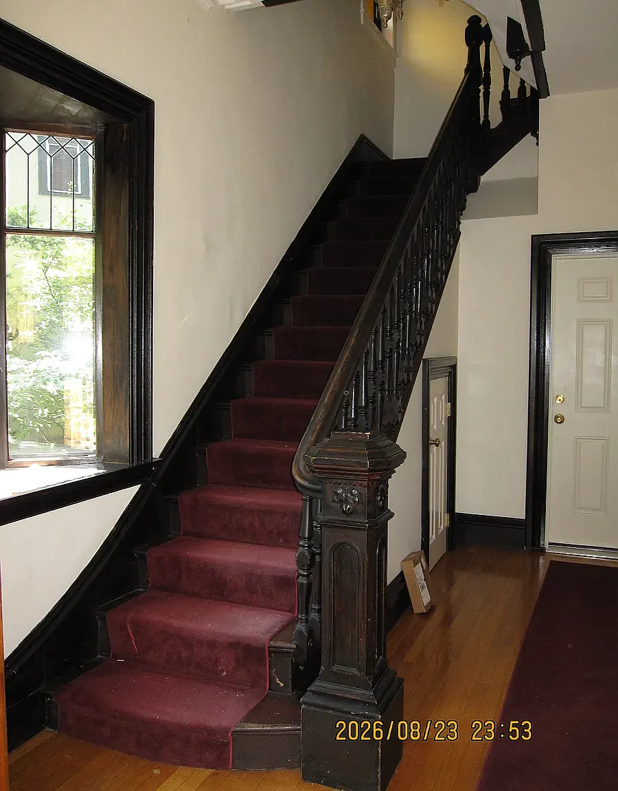 2 bed, 840 sqft, $3,600 — Photo 2