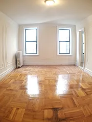 Rented by Roberto Guilbet, LREB