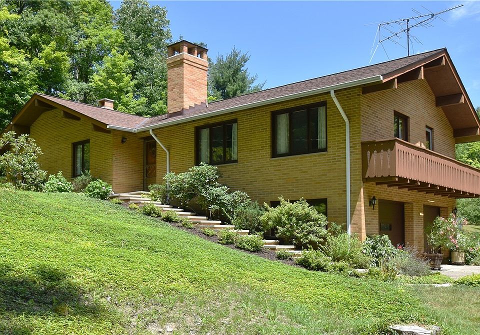 10813 Tibbetts Rd, Willoughby, OH 44094 Zillow