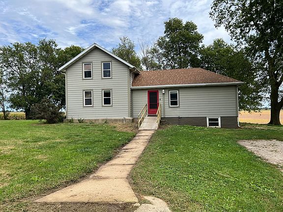 3rd image of 312 N 15th Rd