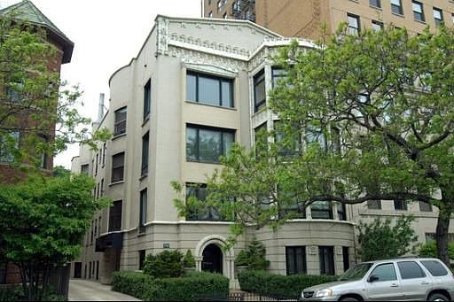 1st image of 3726 N Lake Shore Dr APT 2
