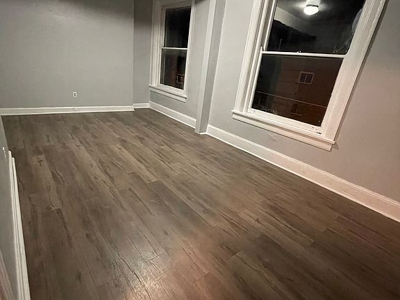 3rd image of 500 2nd St #202