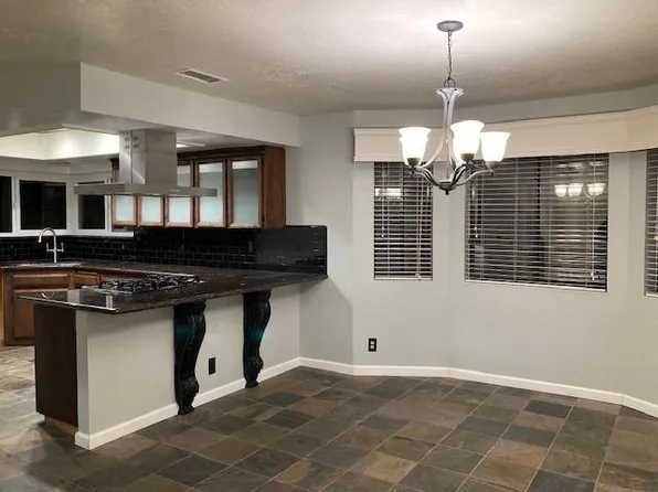 13320 Country Club Dr, Victorville, CA 92395