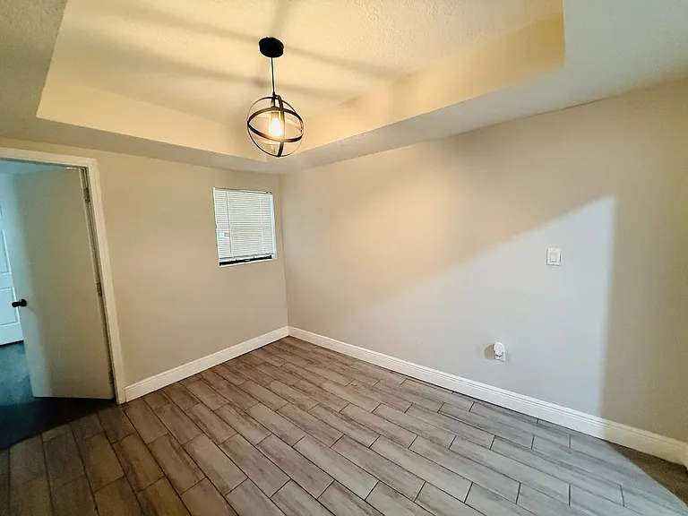 4203 E Yukon St — Photo 8