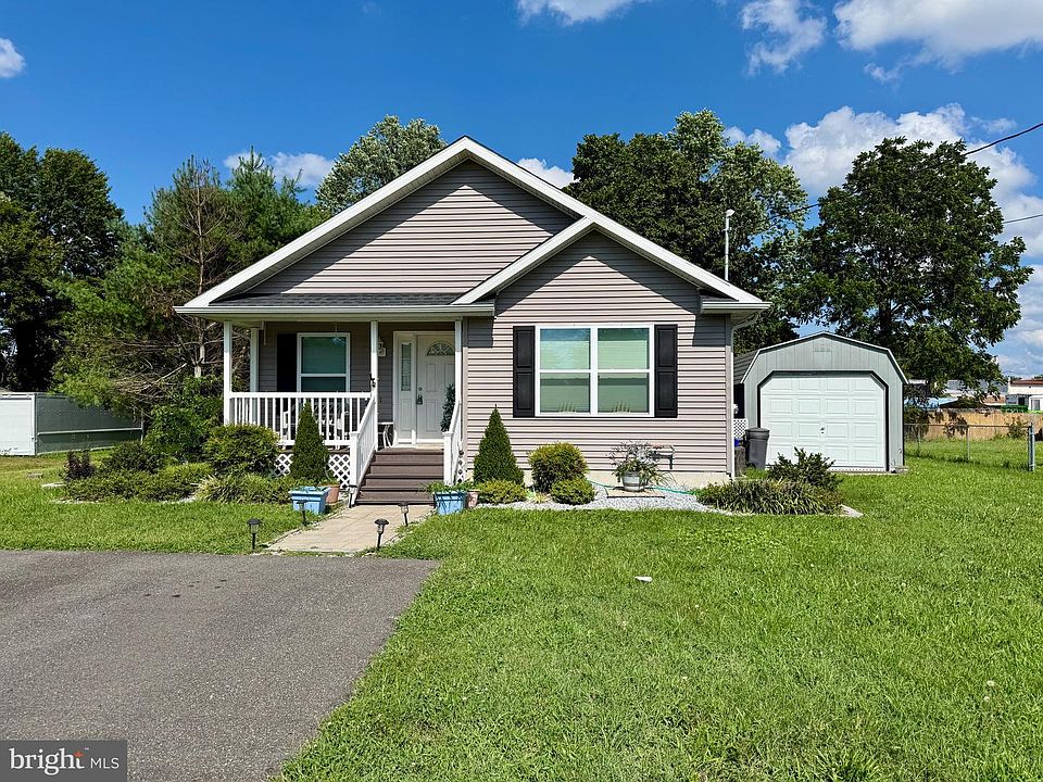 1st image of 209 Buena Vista Ave