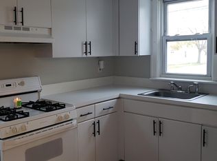 13 Sapir St, Valley Stream, NY 11580