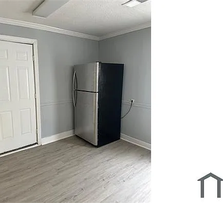 3 bed, $1,000 — Photo 3