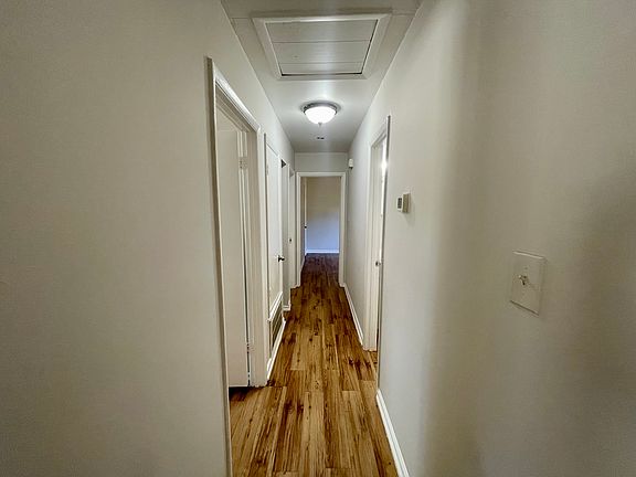3rd image of 2351 Jurgensen St