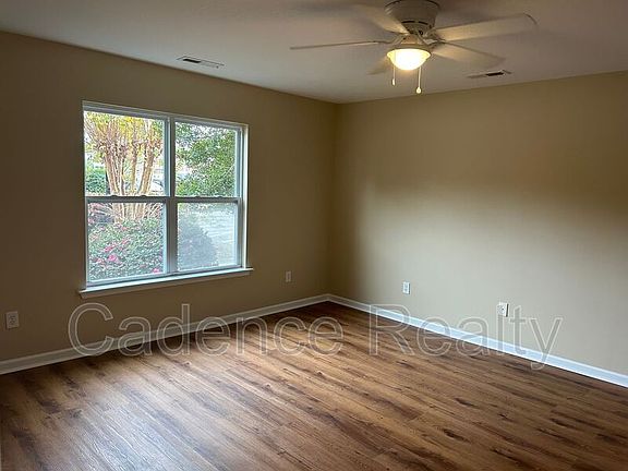 5th image of 4416 Jaybird Cir Unit 105