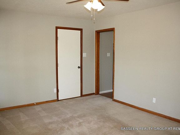 2nd image of 3828 NW Arlington Ave