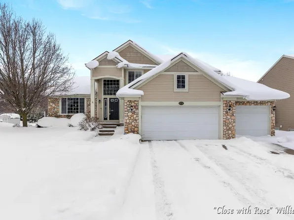8531 Twin Lakes Dr, Jenison, MI 49428