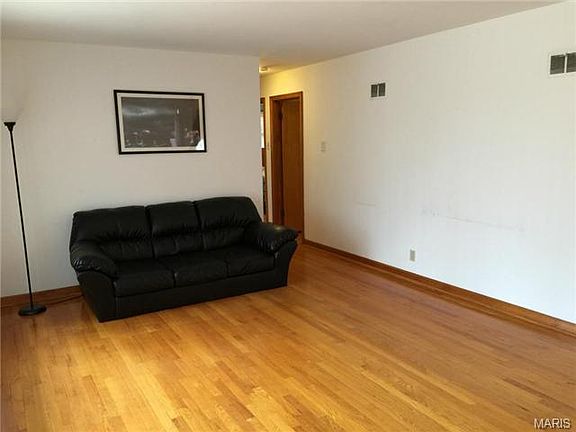 2nd image of 22 Tamma Ln