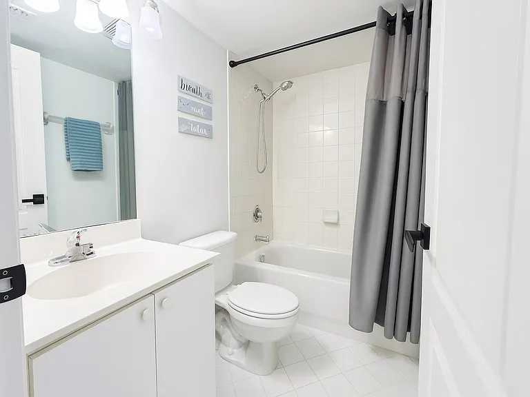 2200 NW 78th Ave #105 — Photo 14