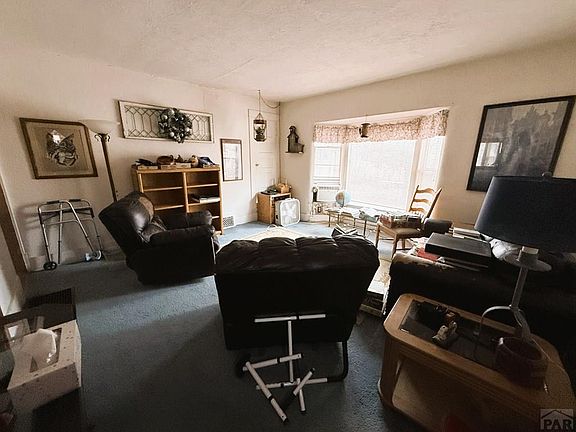 2nd image of 410 Canal Rd