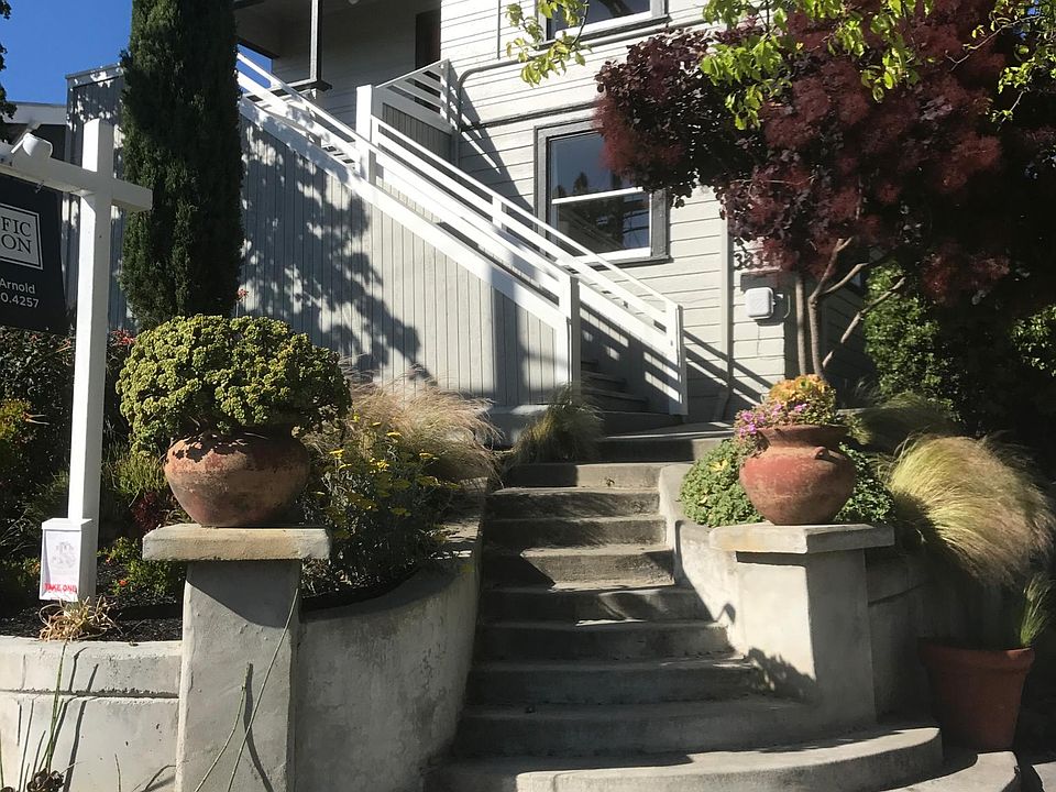 House entry front view.