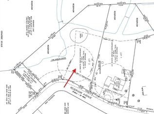 2 Reservoir Ave, Lakeville, MA 02347