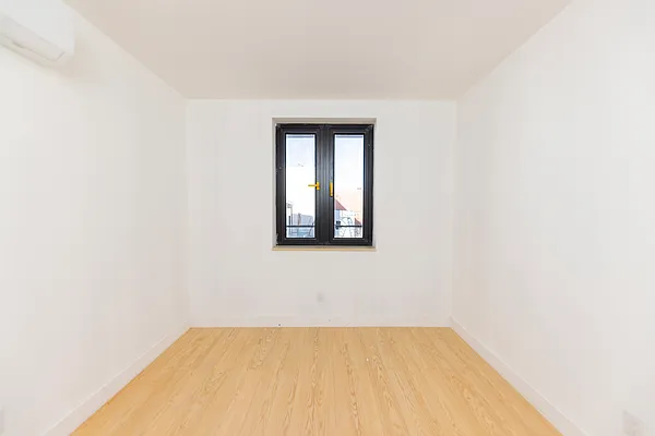 Rented by Oxford Property Group | media 20