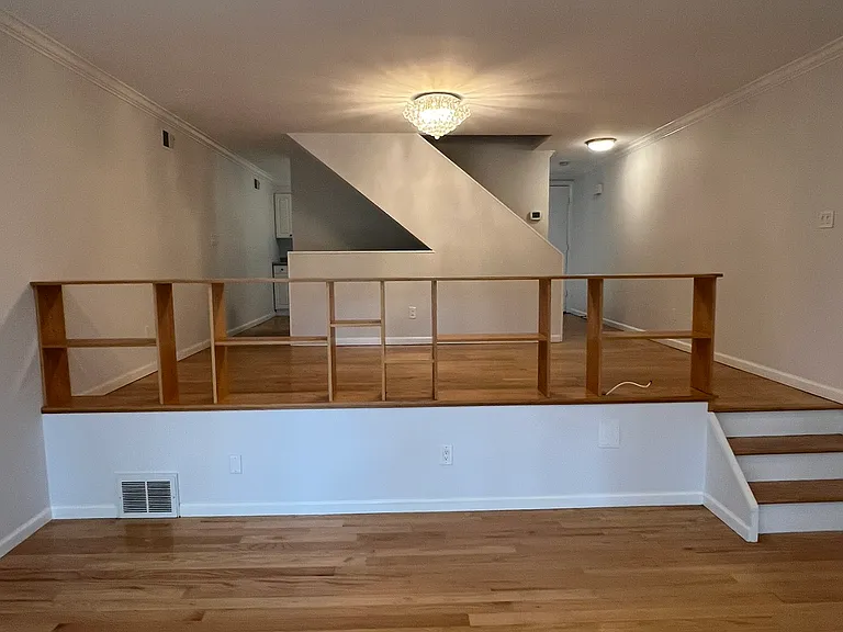 100 Hope St #5 — Photo 28