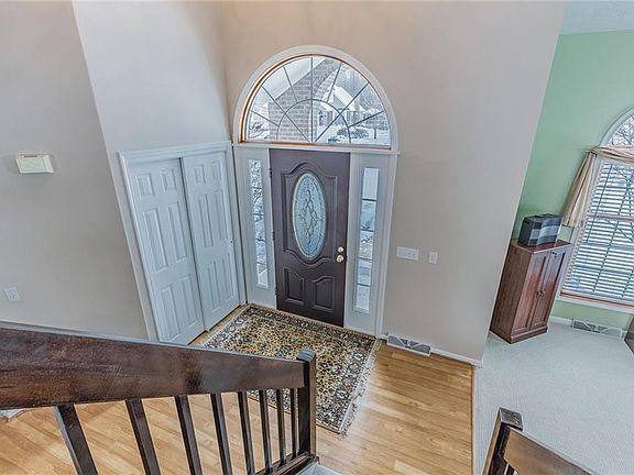 5th image of 84 Churchview Ln