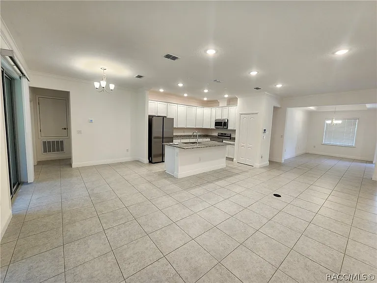 88 Linder Dr — Photo 8