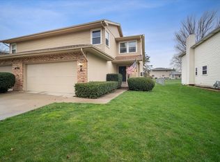 403 Cheshire Dr #A, Bloomington, IL