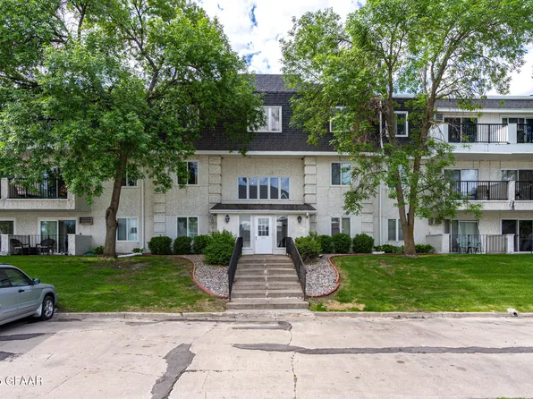 815 Duke Dr APT 336, Grand Forks, ND 58201
