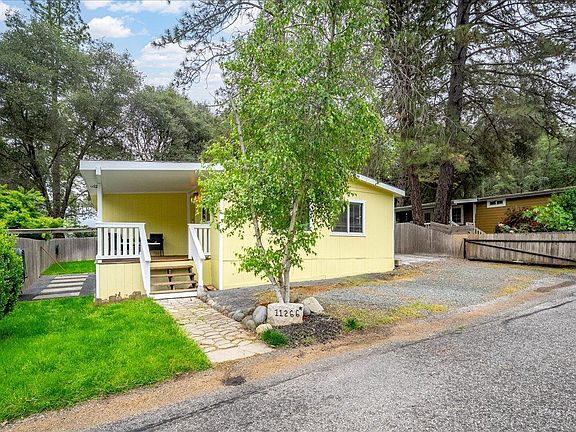 2nd image of 11266 Sierra Cir