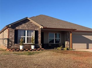 112 Starlight Dr, Shawnee, OK 74804