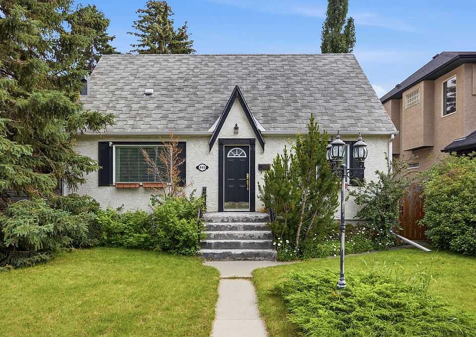 1st image of 445 N 29th Ave NW