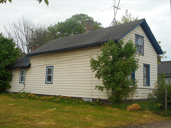 2nd image of 3271 W 52nd St
