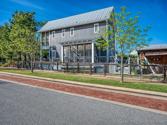 5th image of 37 Firefly Ln