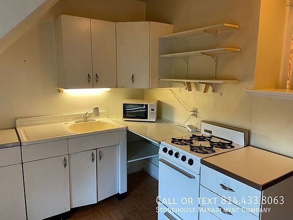 5th image of 440 W 10th St APT 11