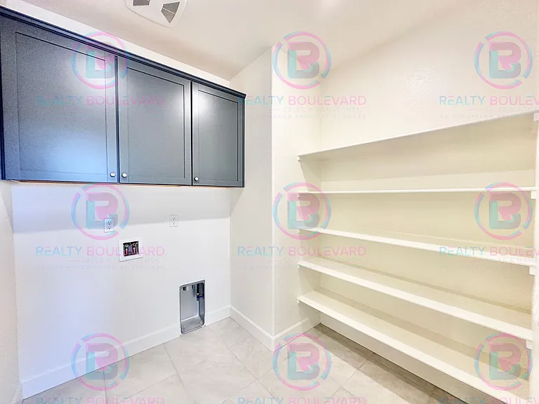 6996 Mount Nimba St — Photo 17