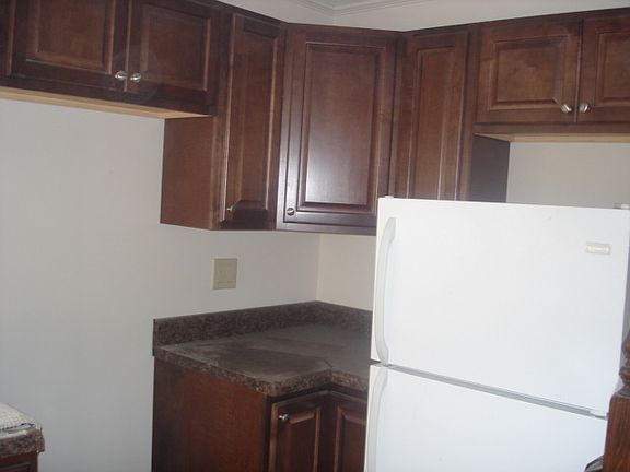 2nd image of 4606 Carroll St