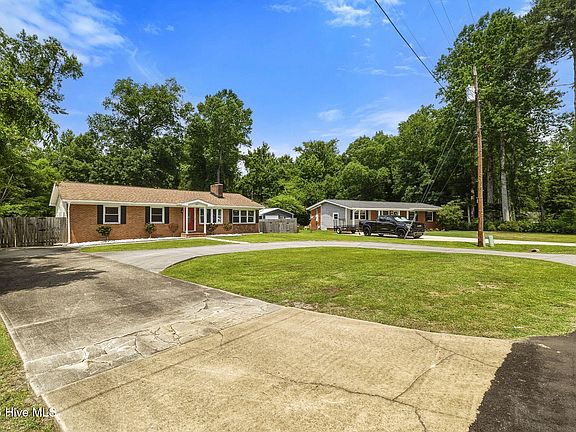 3rd image of 123 Greencrest Circle