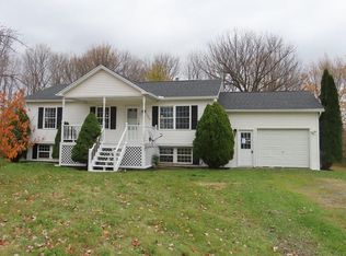 1665 Twin Oaks Dr, Penn Yan, NY 14527