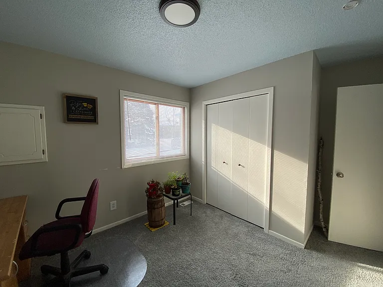 813 Welter Rd SE — Photo 6