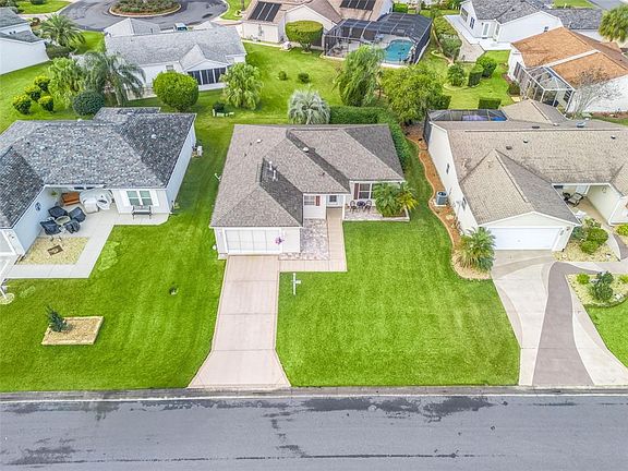 2nd image of 1106 Berkshire Pl