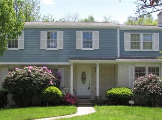 2205 Woodmont Dr, Export, PA 15632