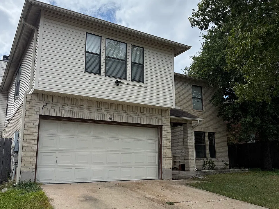 909 Springbrook Rd
