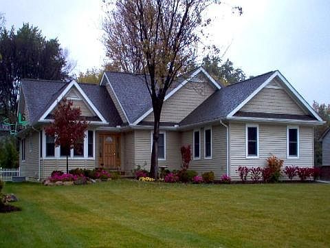 1st image of 129 Evaline Dr