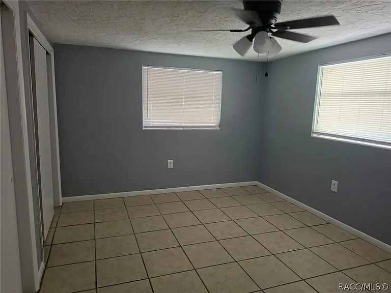 45 S Monroe St — Photo 10
