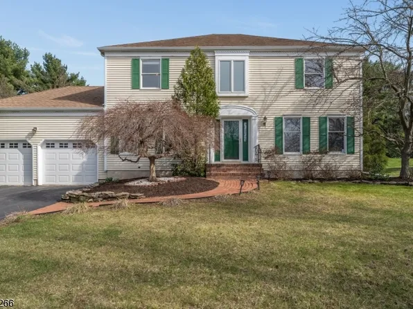 19 Reading Rd, Raritan Twp., NJ 08822