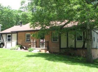 259 Canterbury Dr, Shady Spring, WV 25918