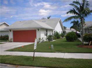 6911 SE Lillian Ct, Stuart, FL 34997