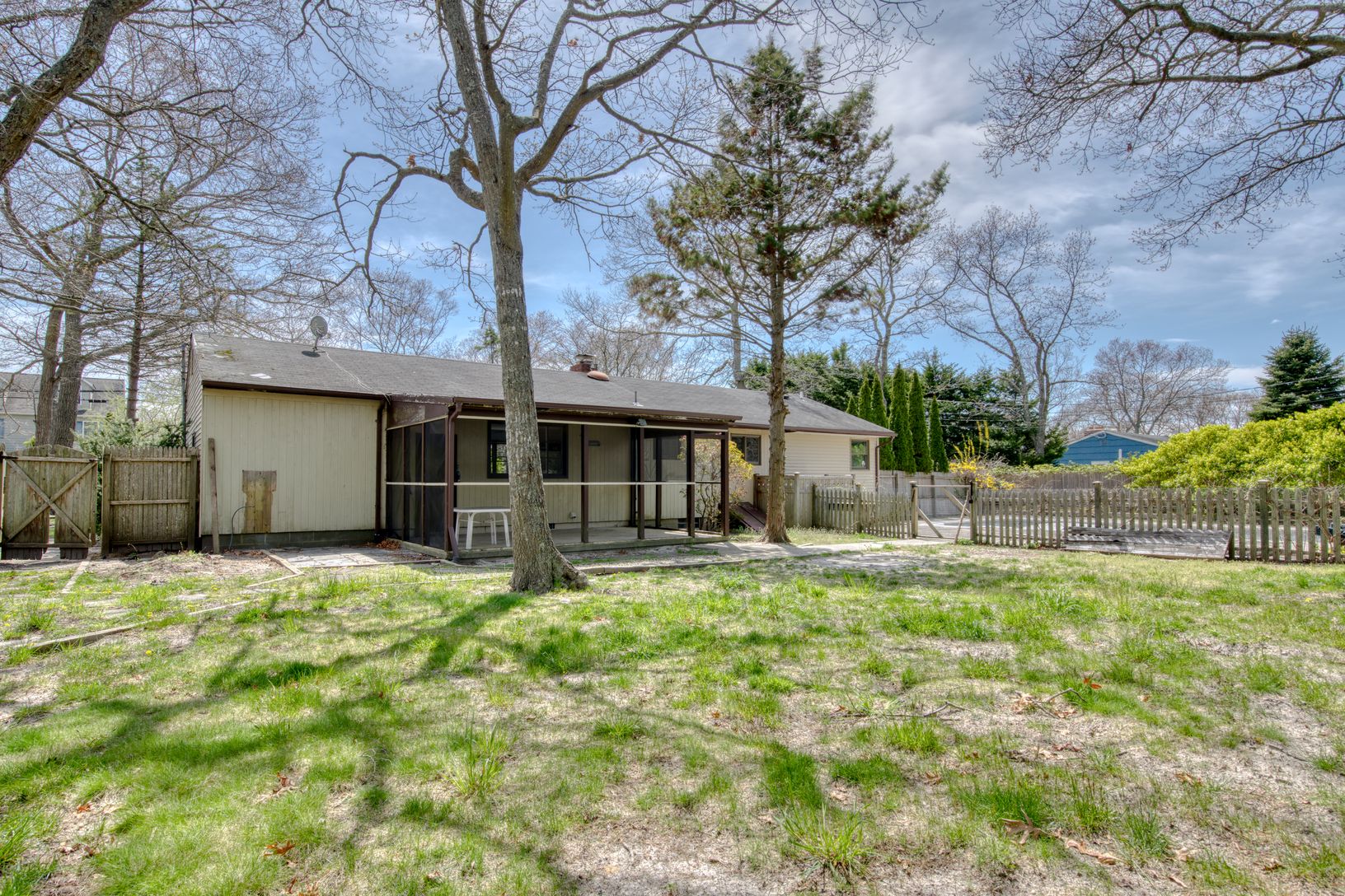 Tranquil Backyard With Pool (Pool Needs Renovation)