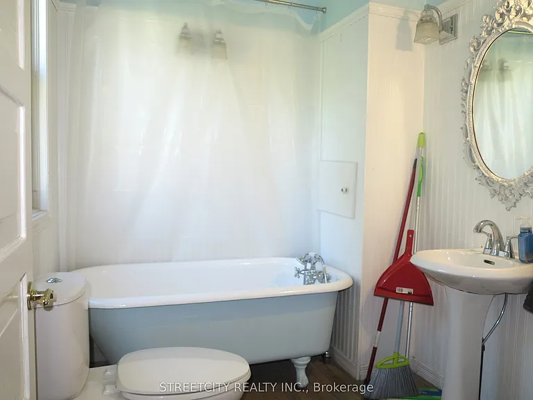 173 Mount Pleasant Ave — Photo 12