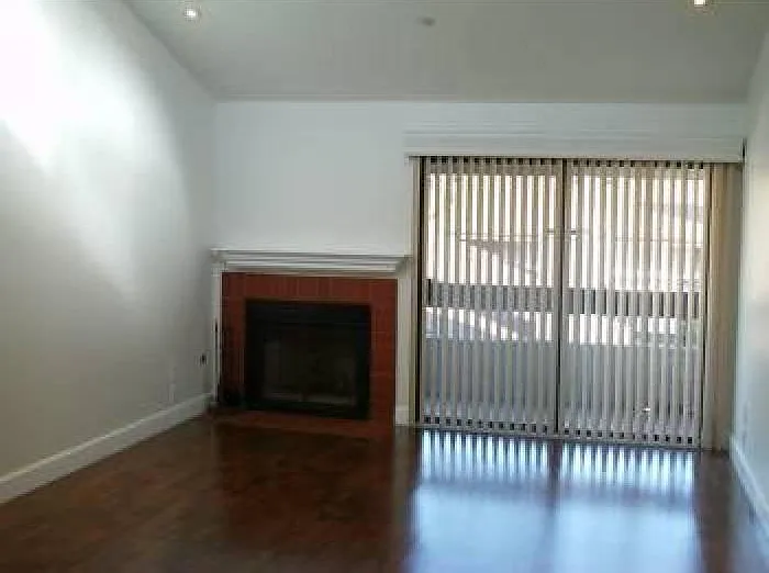 355 S Marengo Ave #409 — Photo 11