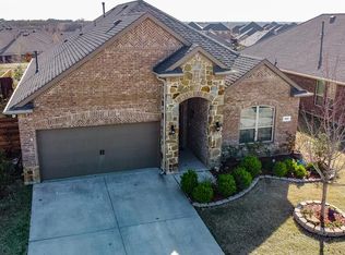 625 England St, Fate, TX 75189