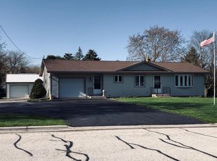 508 Roosevelt Ave, Howards Grove, WI 53083